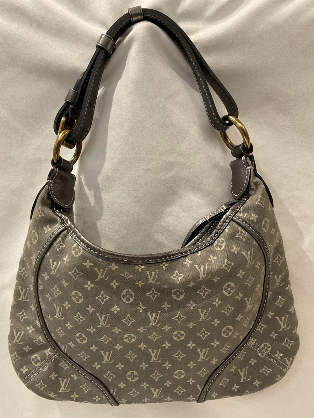 Louis Vuitton Shoulder Bag